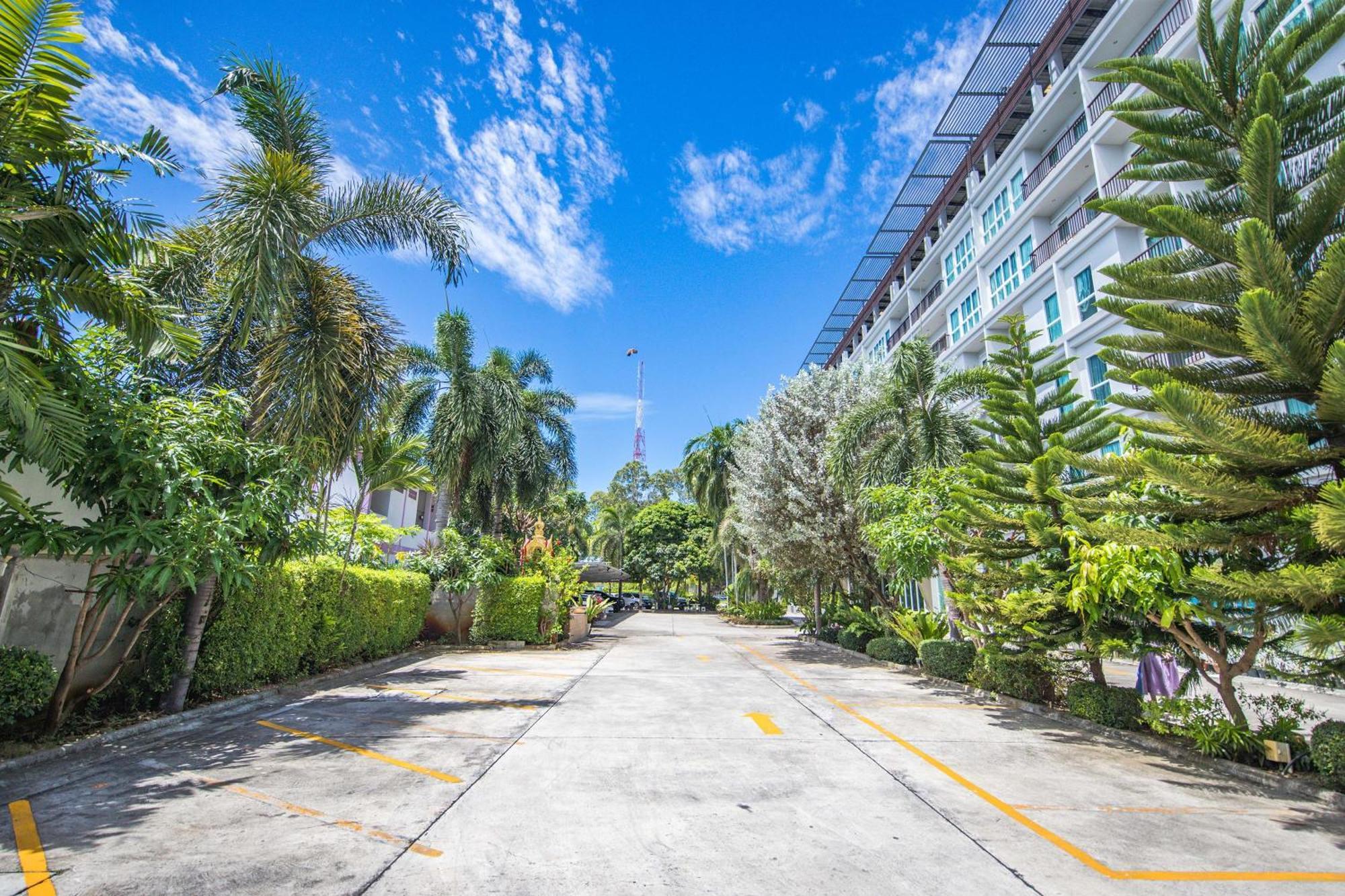 Phavina Hotel Rayong Sha Extra Plus Buitenkant foto