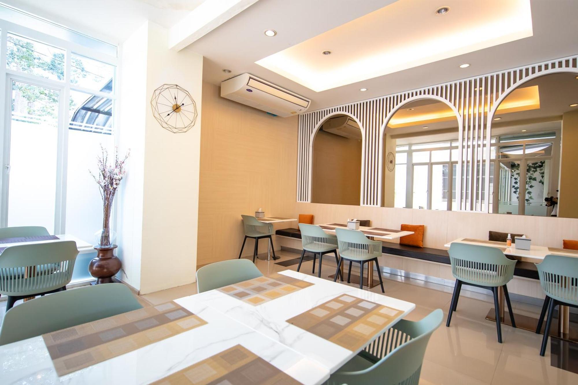 Phavina Hotel Rayong Sha Extra Plus Buitenkant foto